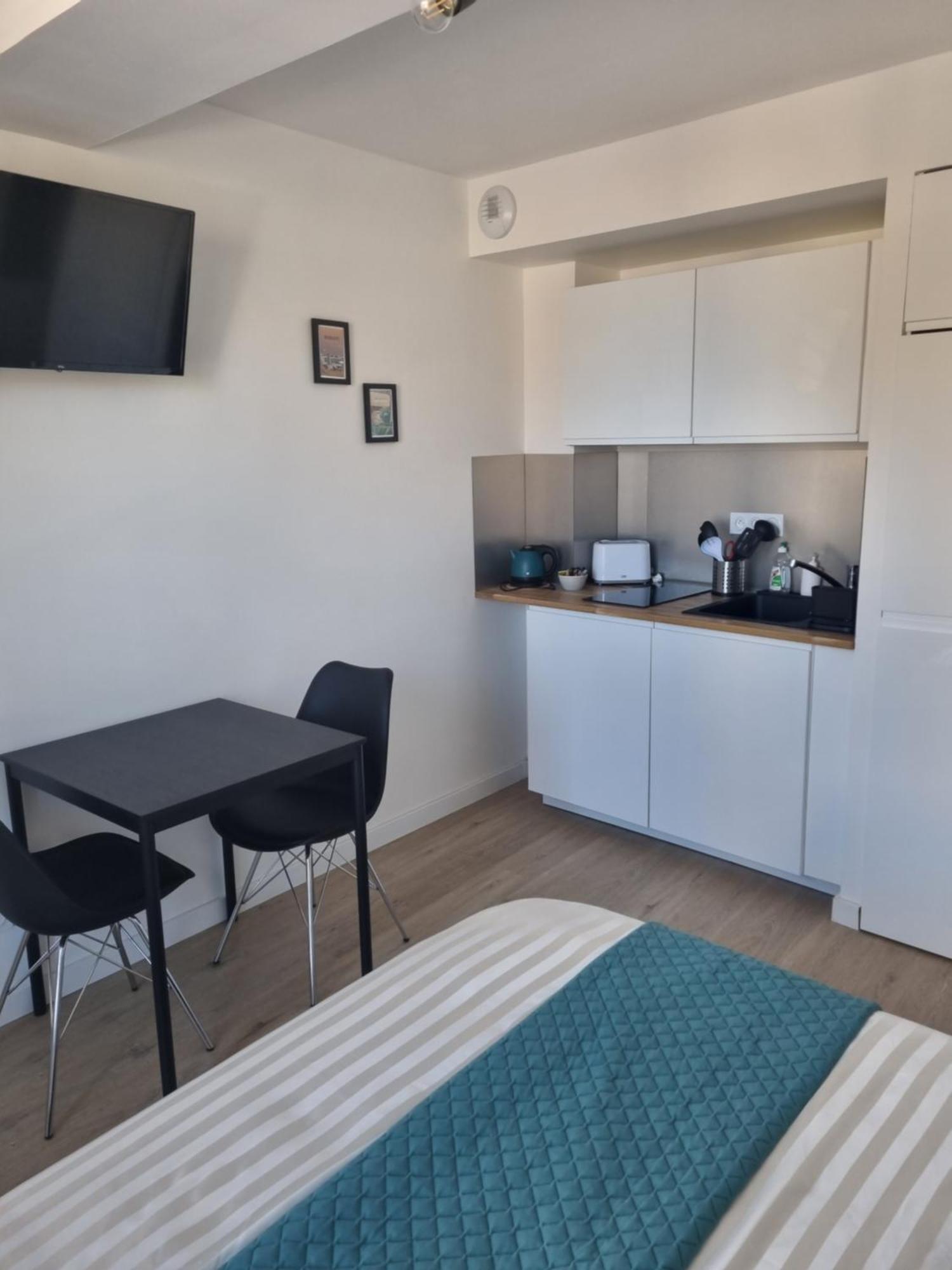 Mutum - Studios 2 Personnes Ou Duplex 5 Personnes , Idealement Places A 100M De La Plage 迪耶普 外观 照片