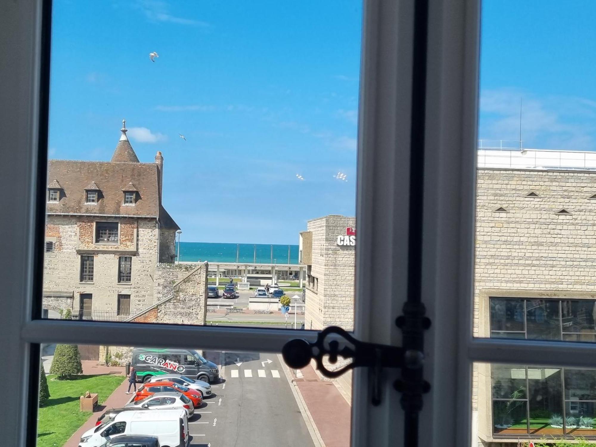 Mutum - Studios 2 Personnes Ou Duplex 5 Personnes , Idealement Places A 100M De La Plage 迪耶普 外观 照片